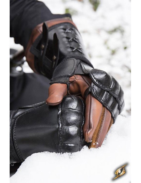 Leather gauntlet, left arm (1 ct.)