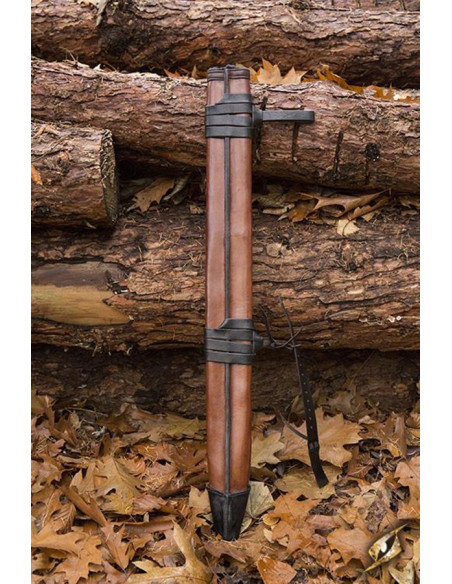Long leather scabbard, left hand