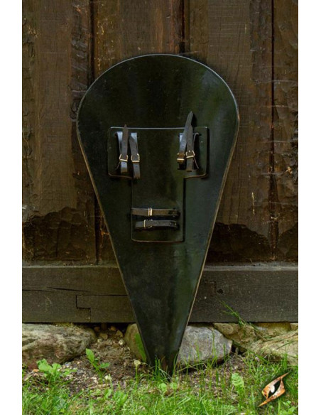 Red Wolf Norman Shield