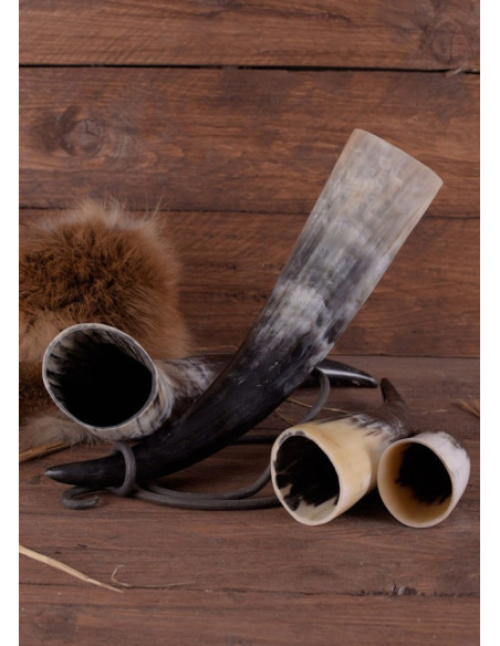 Drinking horn, 1 liter