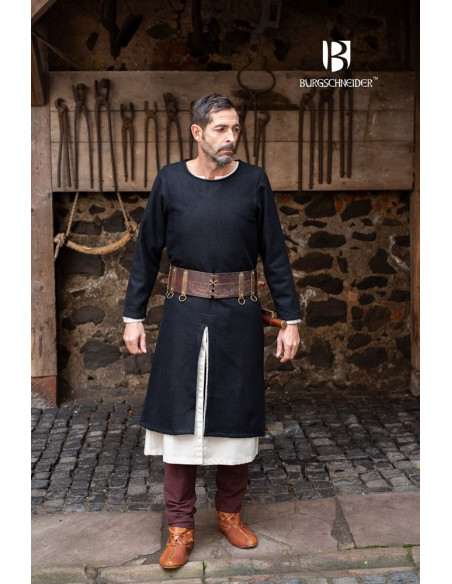 Medieval Everard tunic black long sleeve