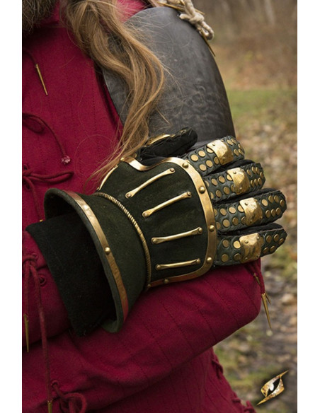 Hourglass medieval gauntlets, green