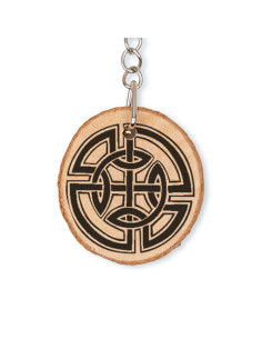 Celtic trisket key ring in natural wood 2
