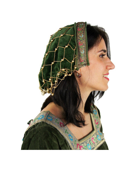 Noble green velvet cap