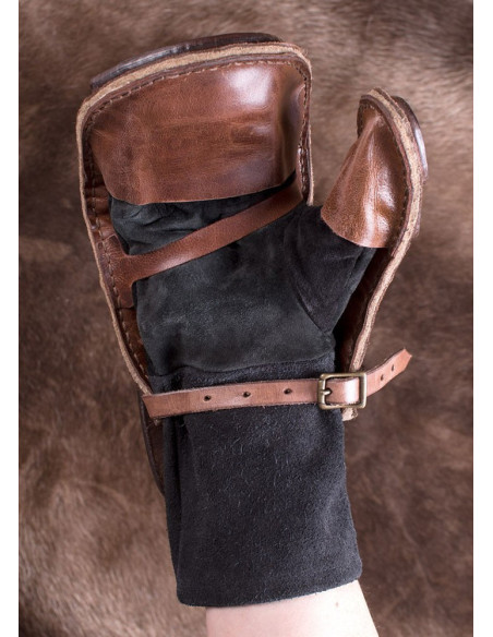 Padded leather mitt for fencing and...