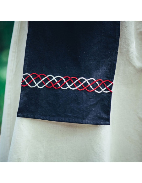 Black Viking apron model Bua Black Viking apron model Bua