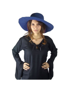 Elegant medieval hat in wool