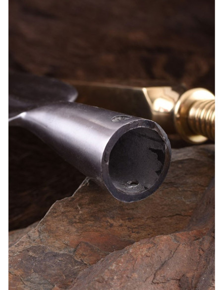 Dory Greek Spearhead and Cap