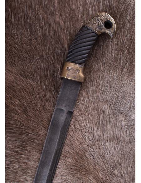 Aged Shashka saber, with bayonet
