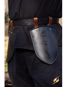 Squire's medieval tassels, black finish