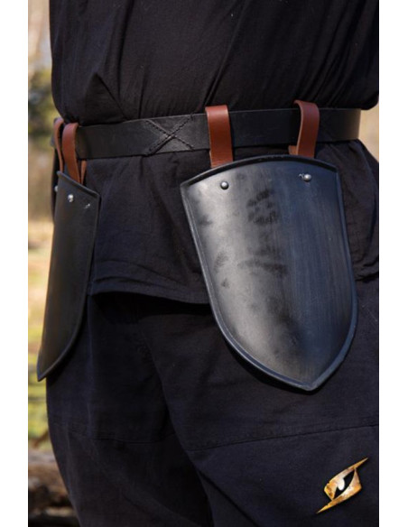 Squire's medieval tassels, black finish