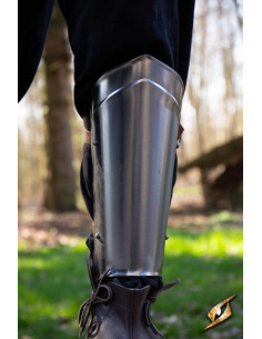Scout medieval greaves, polished finish 2