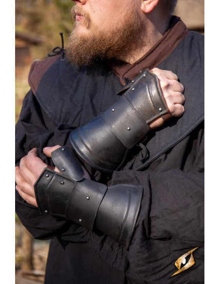 Medieval Scout Gauntlets, black finish