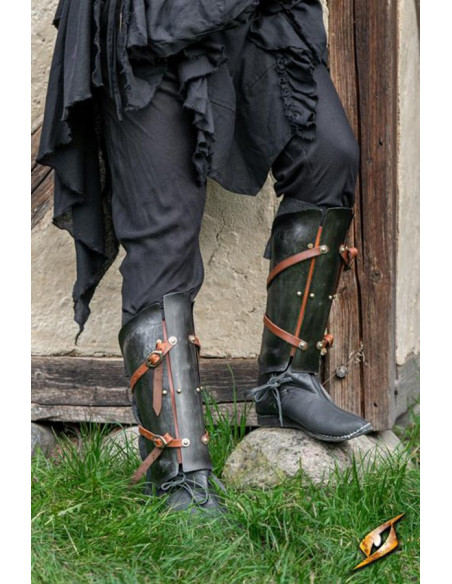 Renegade Adventurer Greaves, Epic...