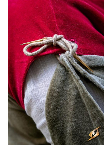 Queen Isobel medieval dress, green color