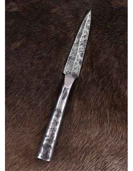 Sharp German spearhead