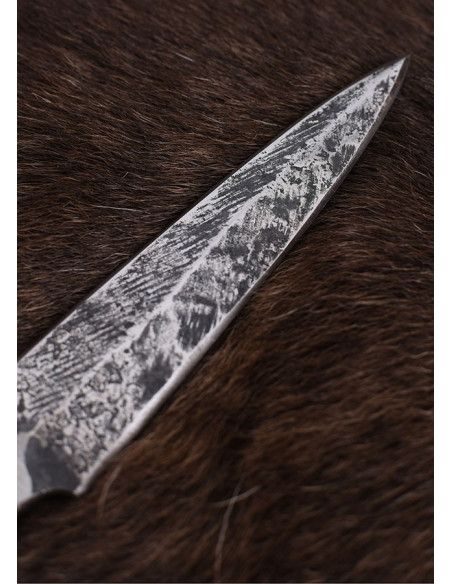 Sharp German spearhead