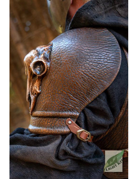 Polyurethane shoulder pads of the...