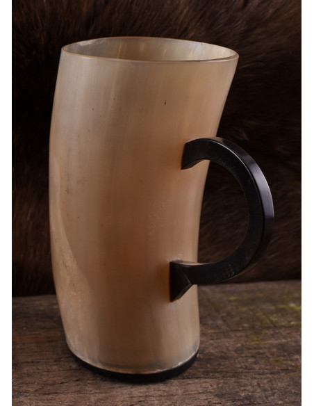 Buffalo horn beer mug, 250-400 ml.