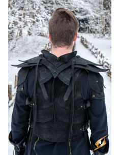 Suede shoulder pads from the Shadow Fantasy kit, Epic Armory 2