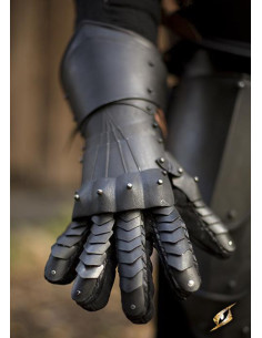 Fantastic Gauntlets of the Undead, Epic Armory 2