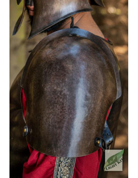 Spartan shoulder pads in...