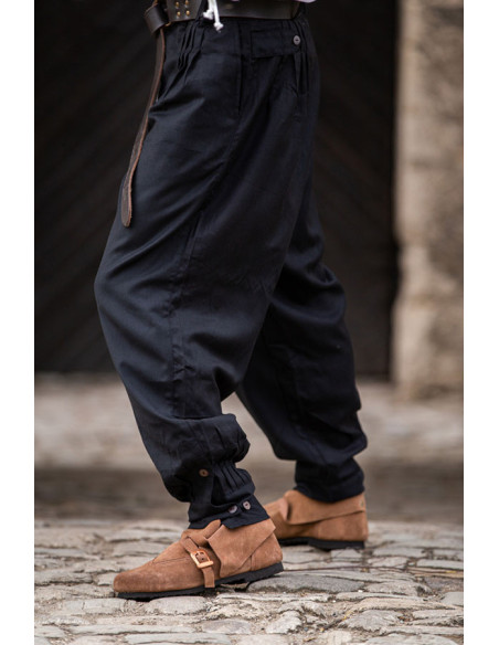 Eckart model wide capri pants, black...