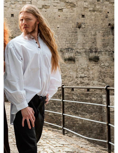 Oswald wide medieval shirt, white color