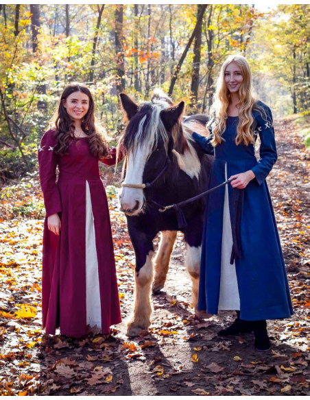 Red-white medieval dress model Larina