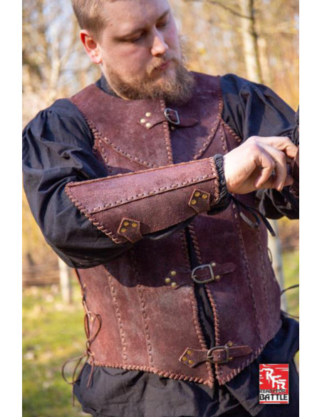 Veteran's medieval bracers, in brown...