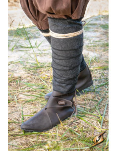 Wool twisted leg warmers with Fishbone Pattern, black