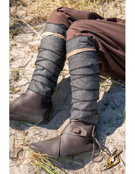 Wool spiral leg warmers with Fishbone...