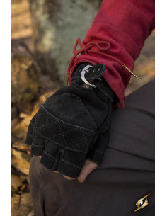 Celtic gloves in black suede, buckle closure