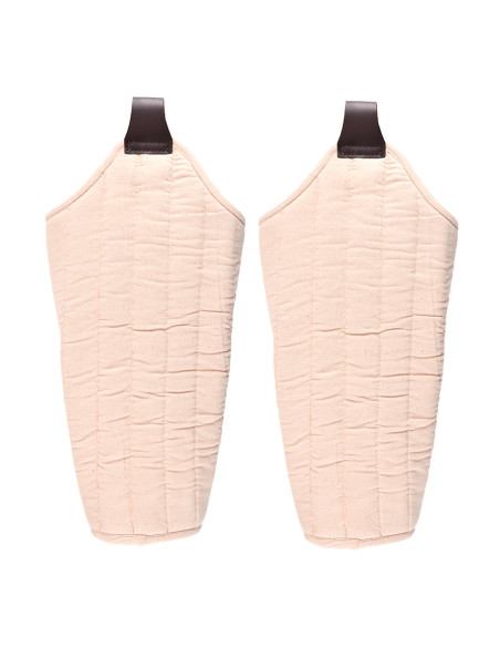 Gambeson-type padding on the legs,... Gambeson-type padding on the legs,...