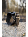 One-strap leather bracelet, black color