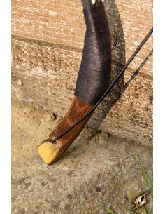 Black medieval bow to use mounted on horseback. 118 cm. 2