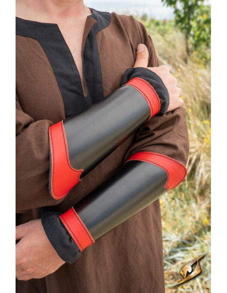 Warrior bracelets in black-red,...