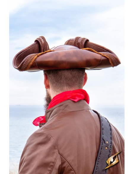 Brown pirate hat in synthetic leather Brown pirate hat in synthetic leather