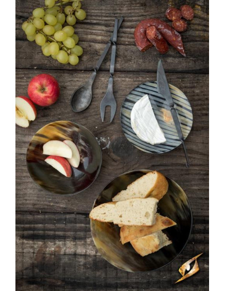 Medieval cutlery with brown cover:...