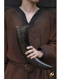 Dark Jötunheim horn with metal stand, 1.5 l. 2