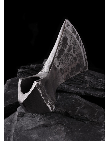 Functional blunt ax head, rustic finish