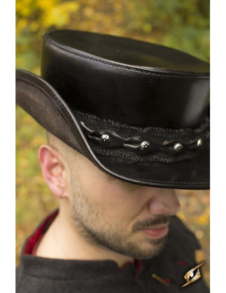 Small top hat in black