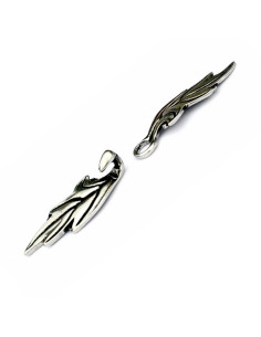 Close up of dress or cape Elves with leaf