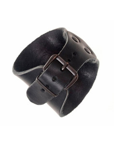 Medieval fleur de lis bracelet with reliefs in leather 2