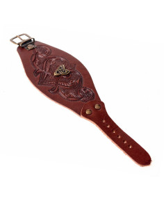 Celtic triqueta bracelet with reliefs in leather 2