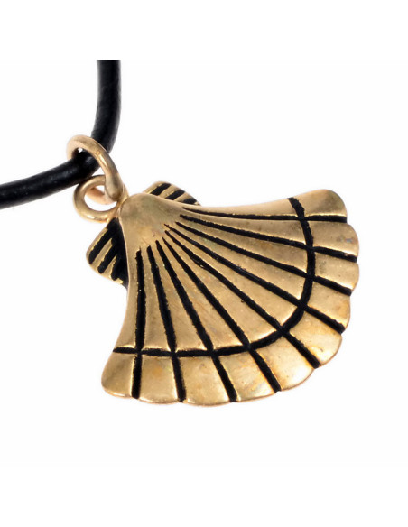 Medieval scallop shell pendant from...