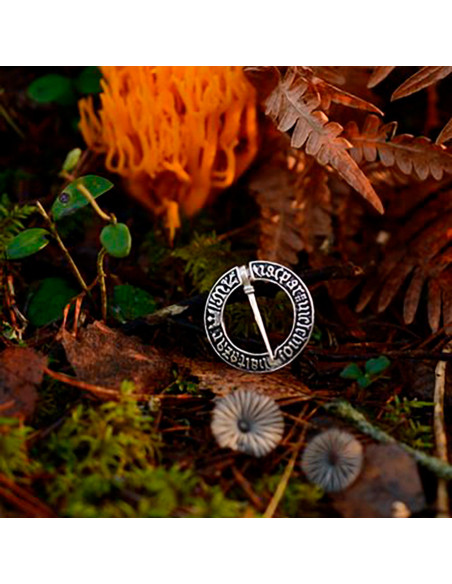 Medieval ring brooch, 14th-15th...