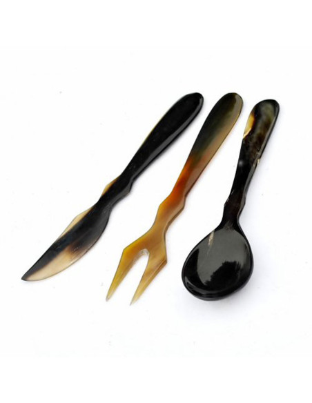 Set of 3 medieval buffalo horn cutlery