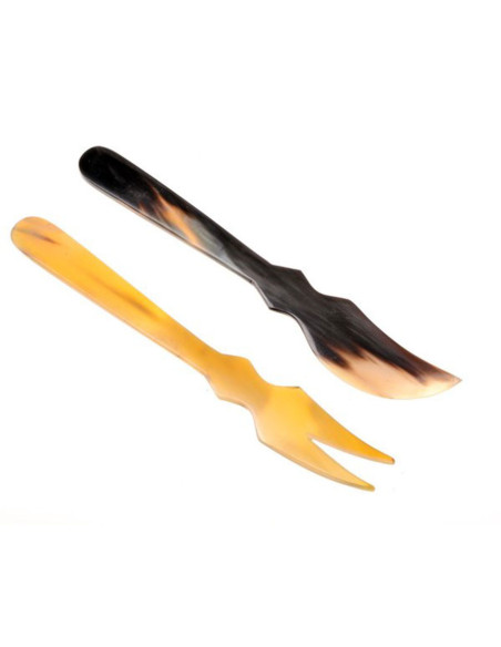 Set of 2 medieval buffalo horn cutlery