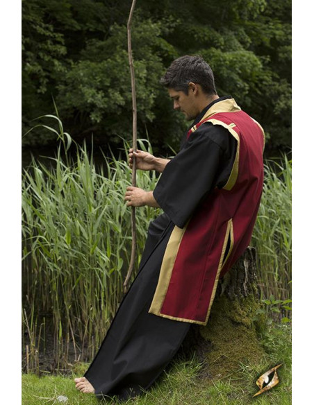 Jinbaori or samurai coat in red-gold